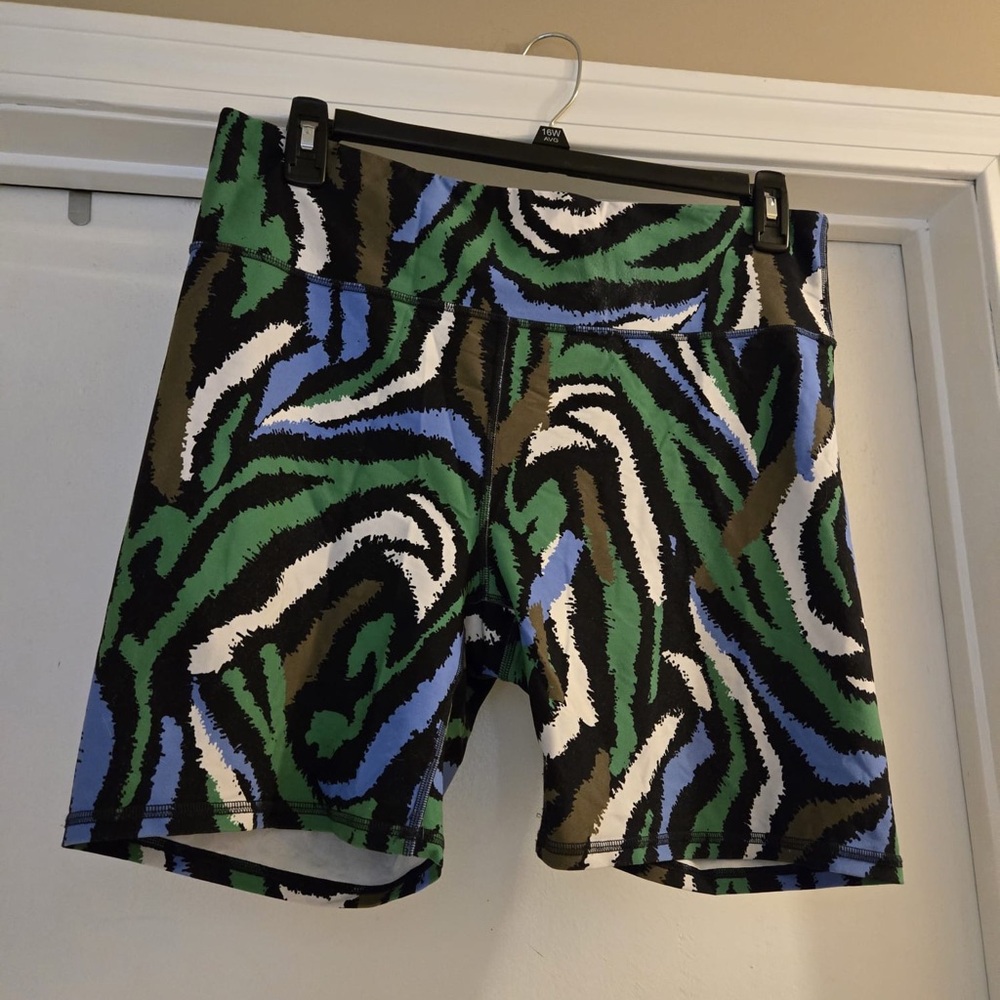 Diane Von Furstenberg for Target Multicolor Abstract Patterned Shorts